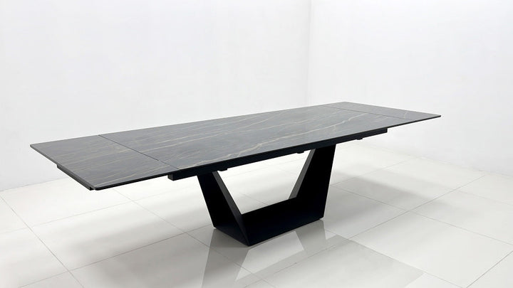 DT713 Dining Table
