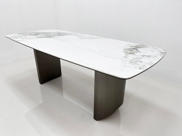 DT721 Dining Table