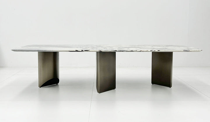 DT721 Dining Table