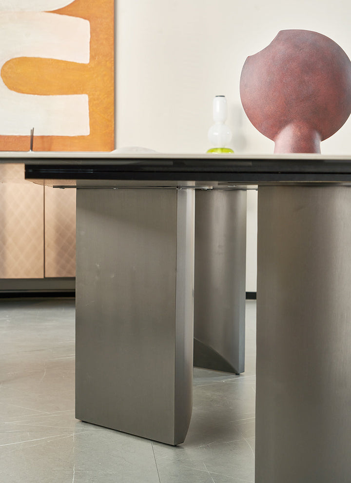 DT721 Dining Table