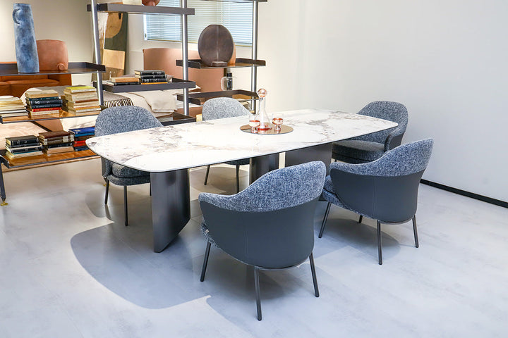 DT721 Dining Table