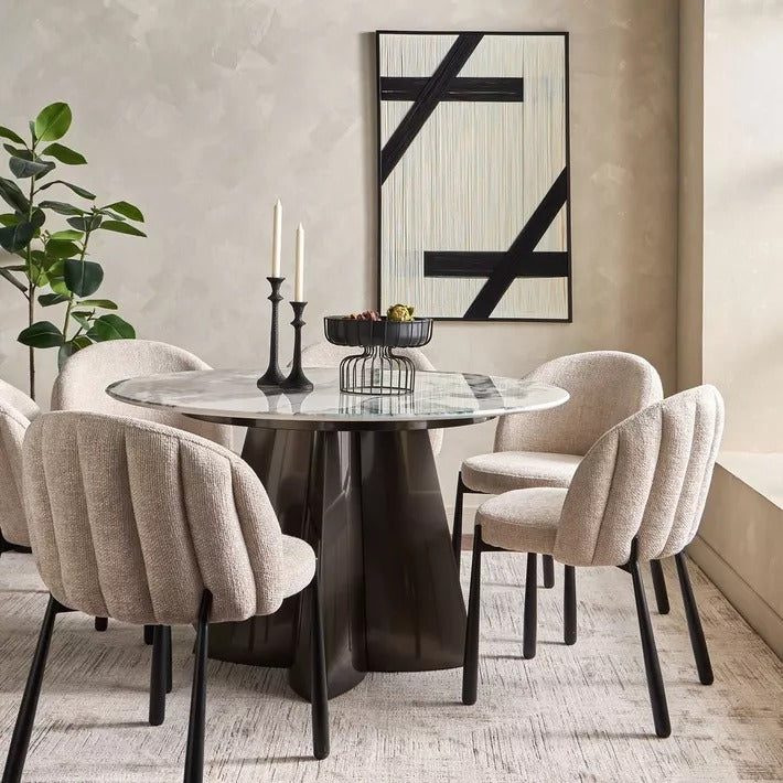 DT758 Dining Table