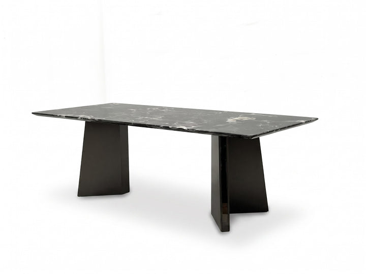 DT782 Dining Table