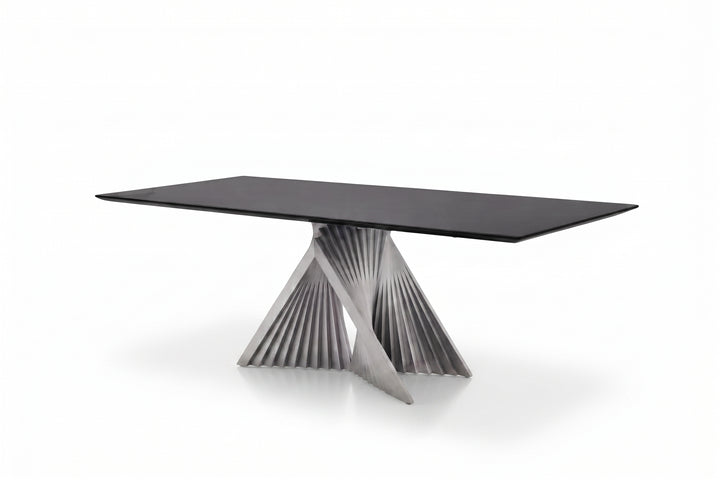 DT957 Dining Table