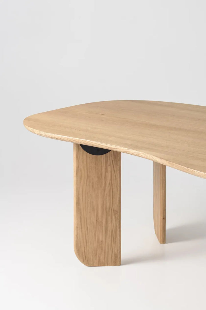 DT997 Dining Table