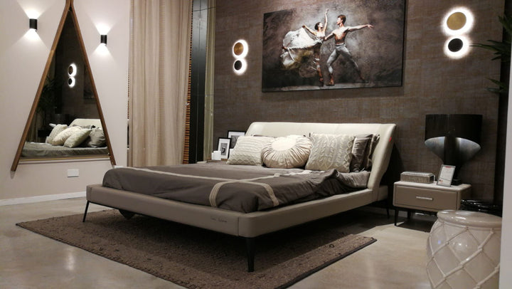GC1712 Upholstered Bed
