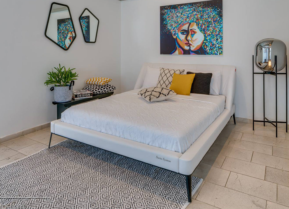 GC1712 Upholstered Bed