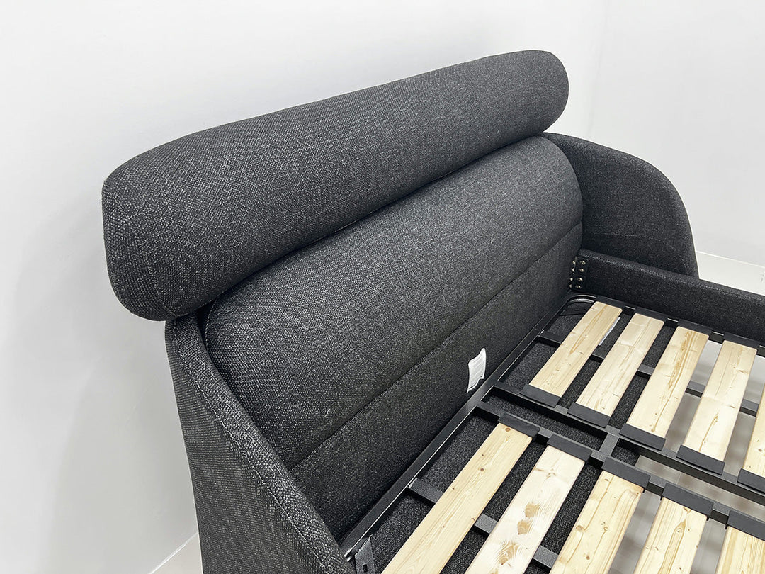 GC1725 Upholstered Bed