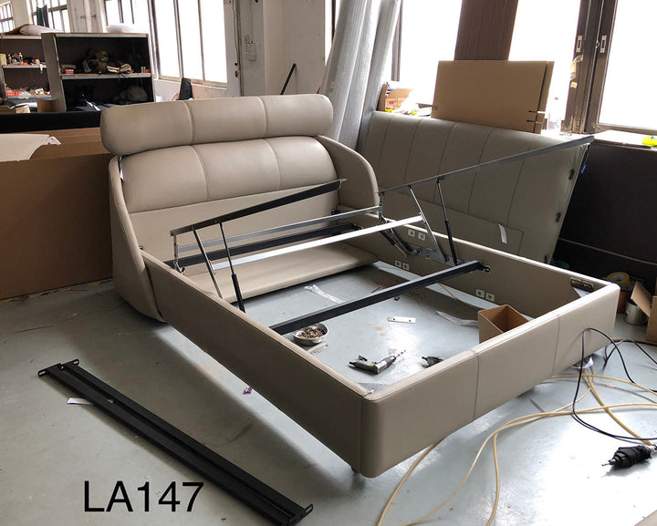 GC1725 Upholstered Bed