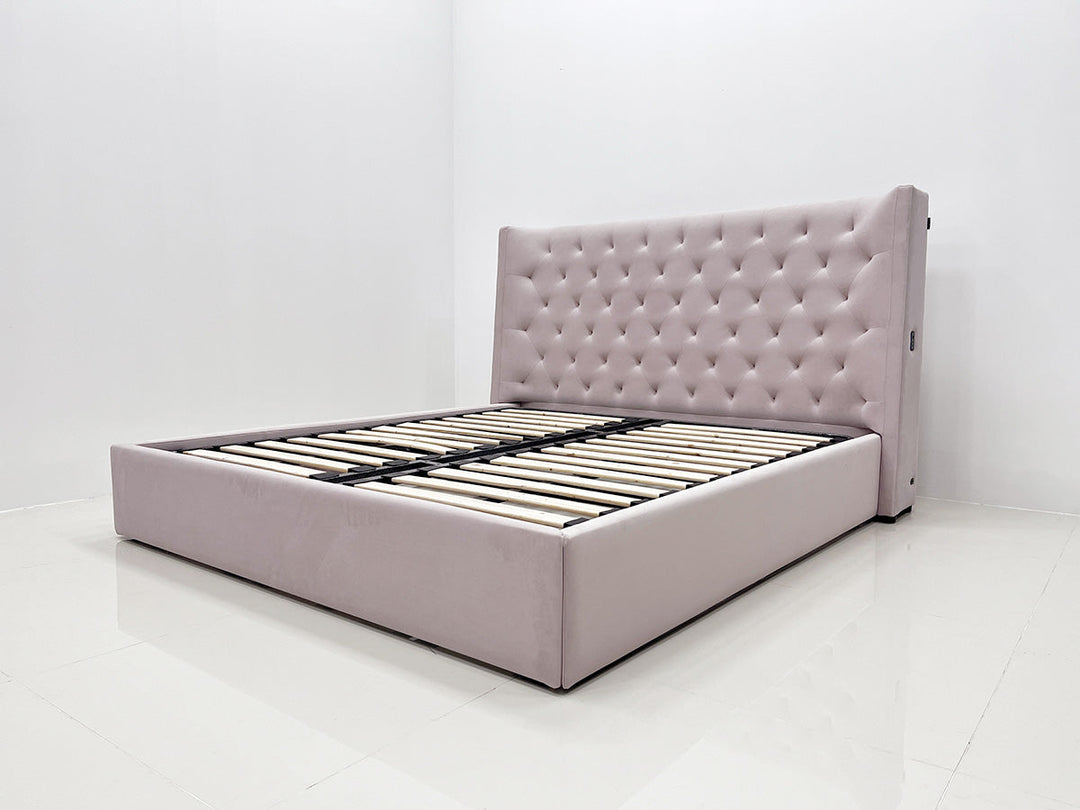 GC1726 Upholstered Bed