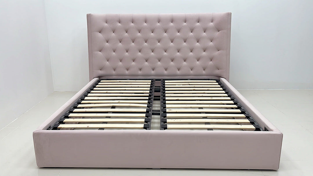 GC1726 Upholstered Bed
