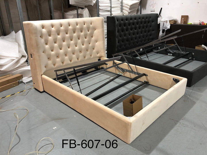 GC1726 Upholstered Bed