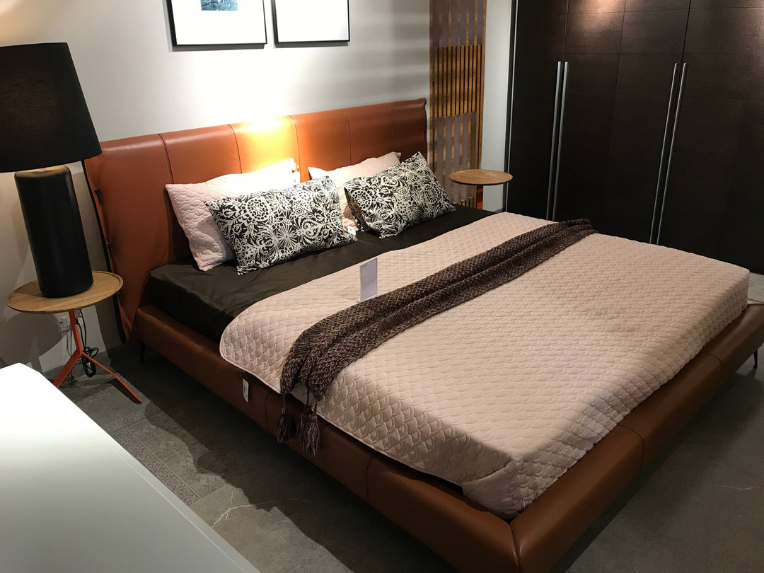 GC1727 Upholstered Bed