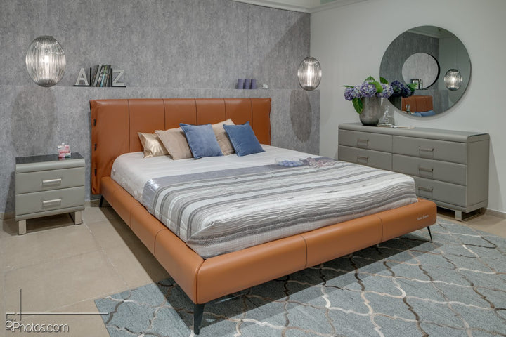 GC1727 Upholstered Bed