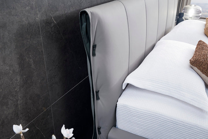 GC1727 Upholstered Bed