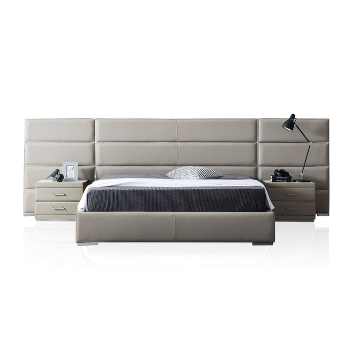 GC1731 Upholstered Bed
