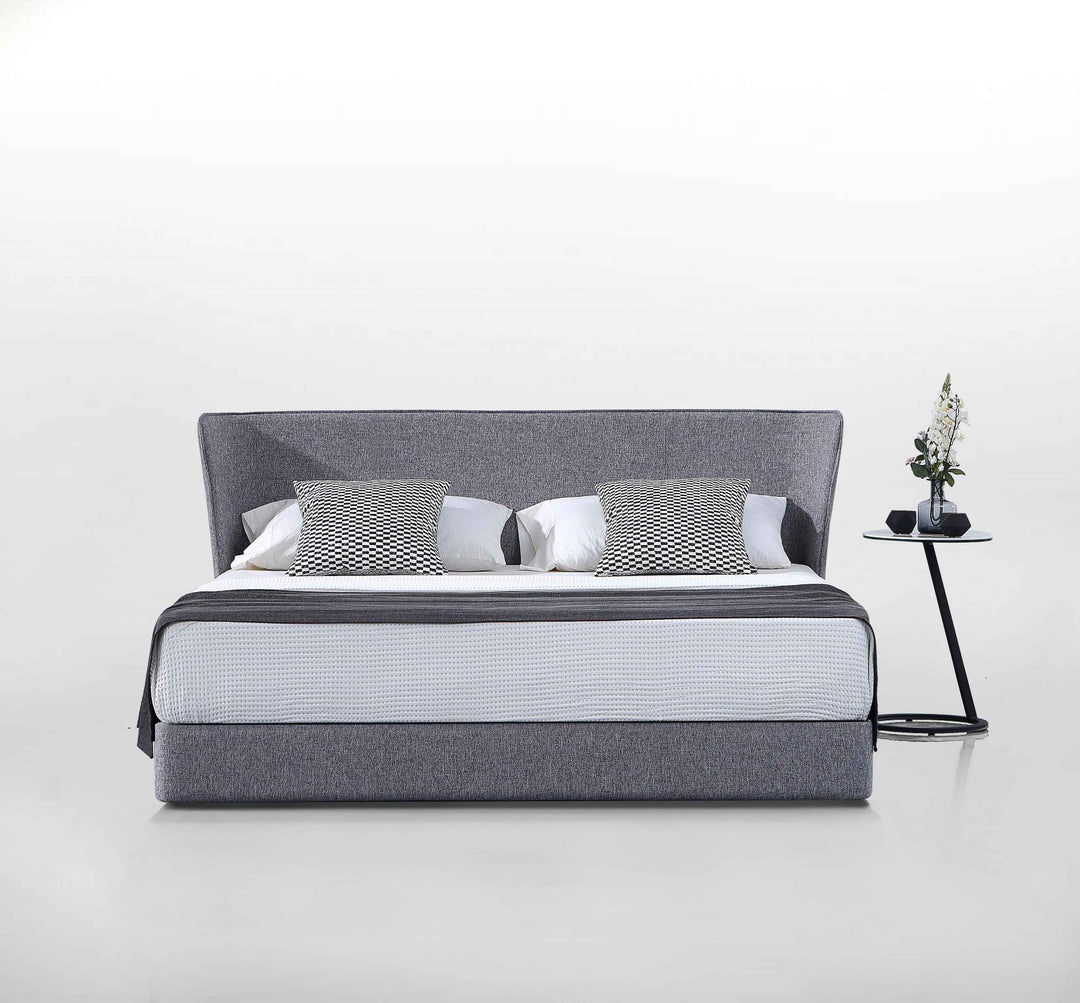 GC1732 Upholstered Bed