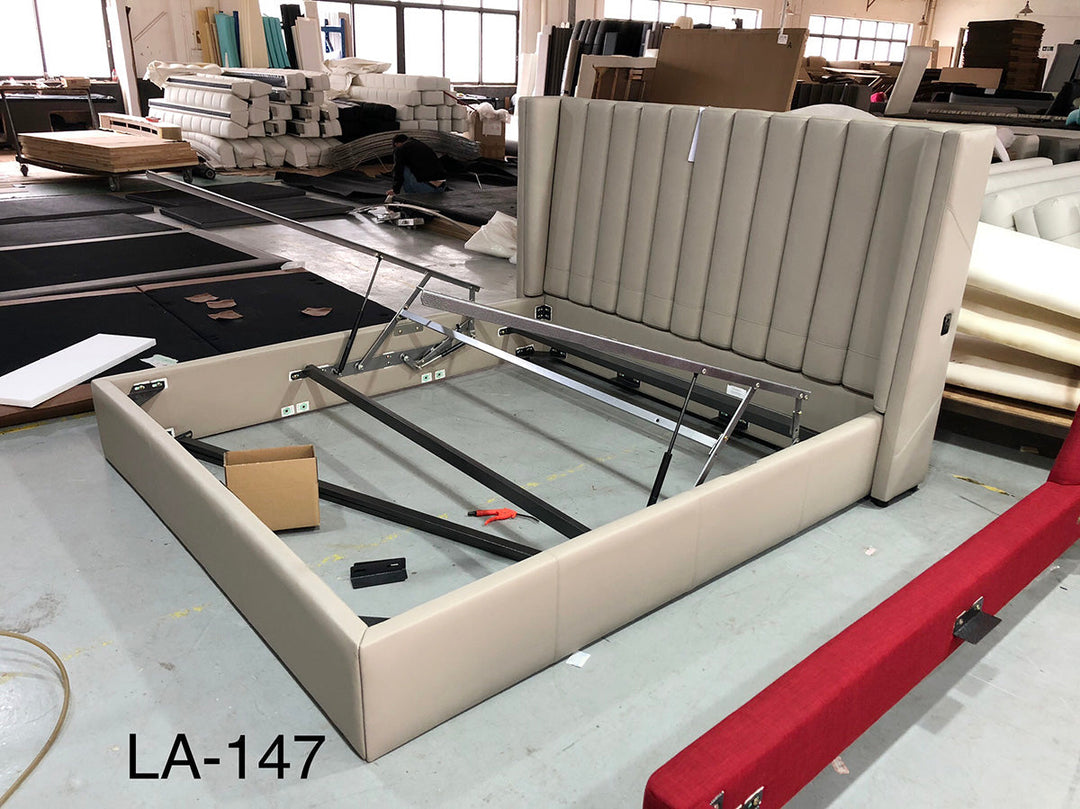 GC1807 Upholstered Bed