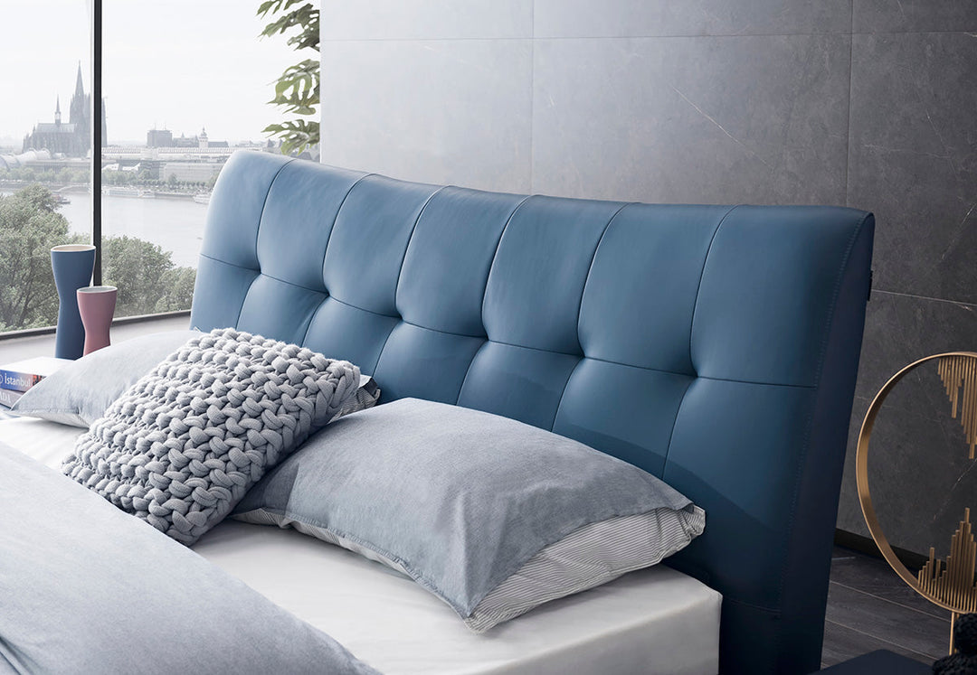 GC1817 Upholstered Bed
