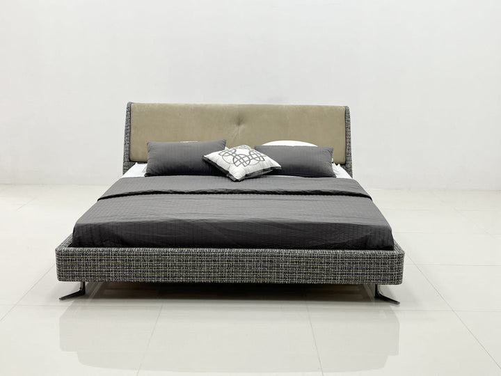 GC1820 Upholstered Bed