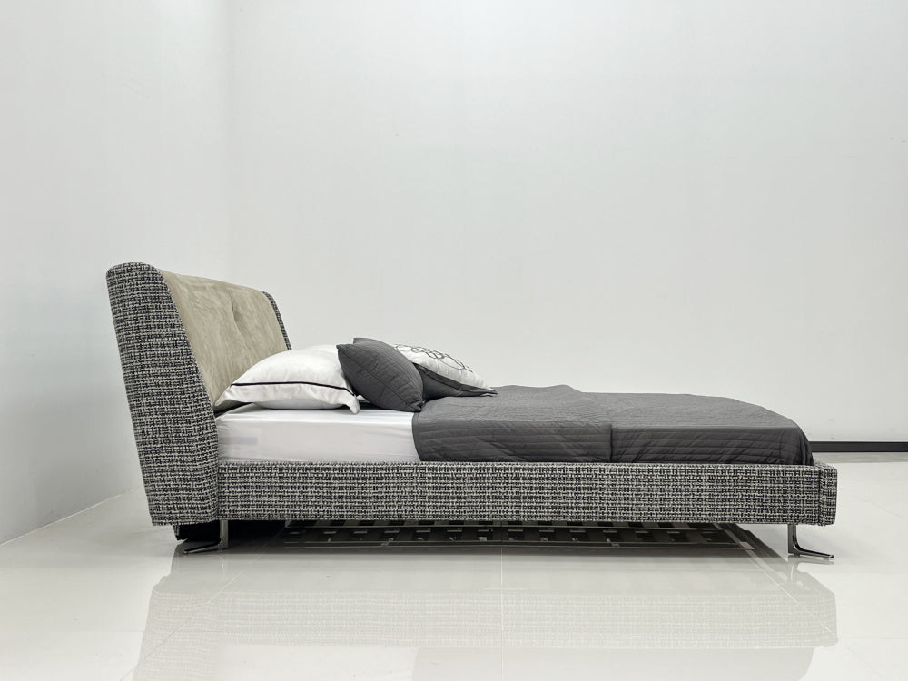 GC1820 Upholstered Bed