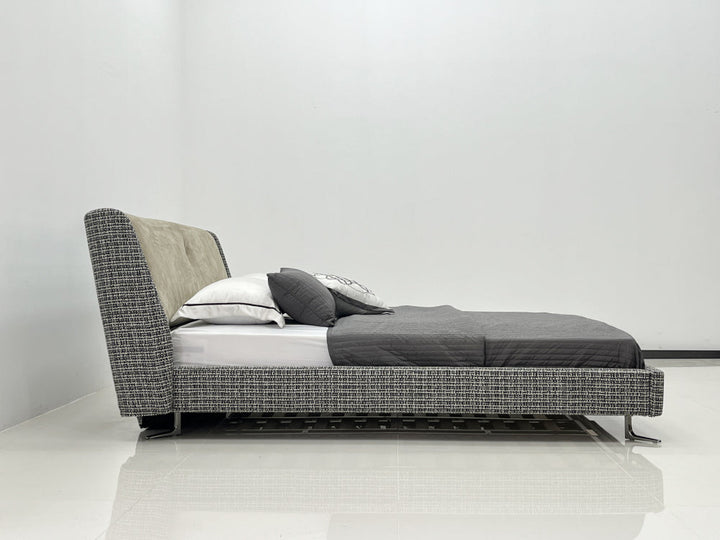 GC1820 Upholstered Bed