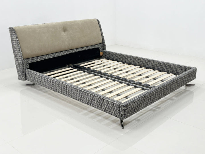 GC1820 Upholstered Bed