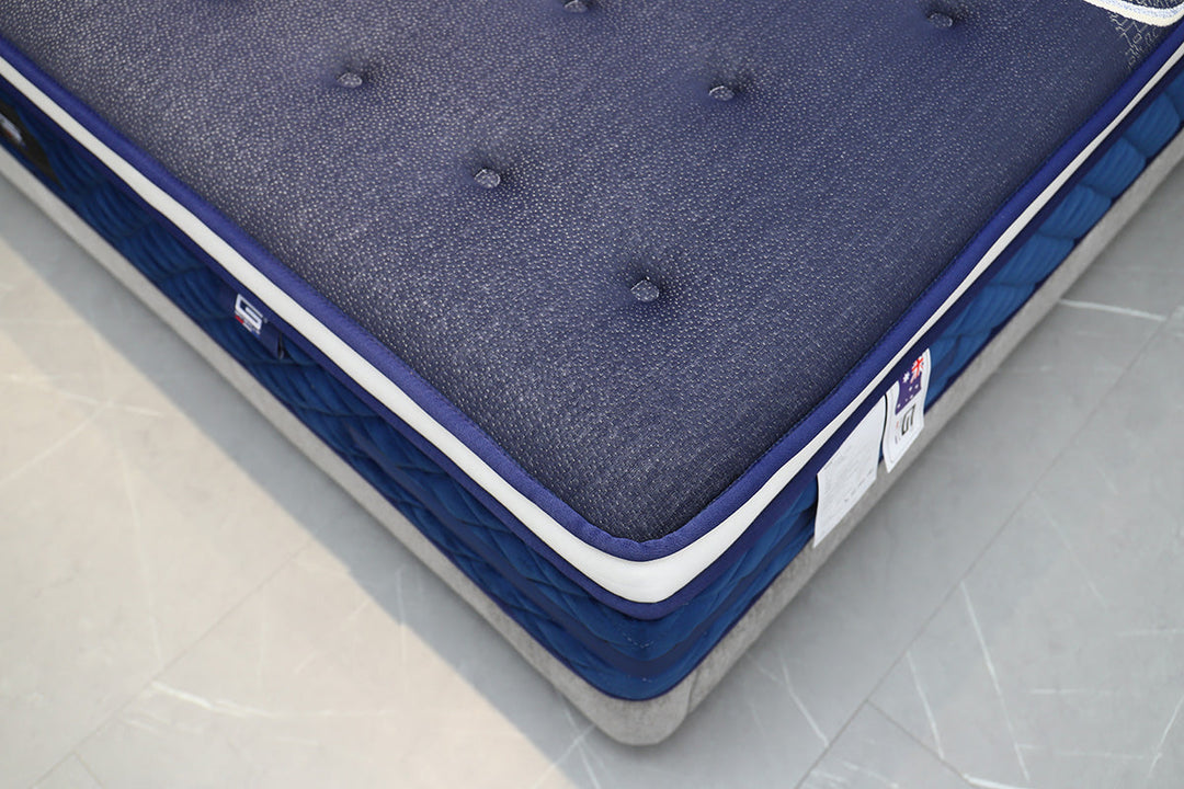 GC1823 Upholstered Bed