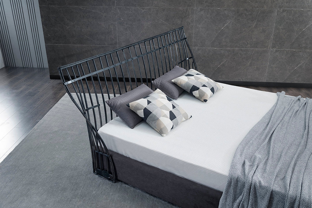 GC1827 Upholstered Bed