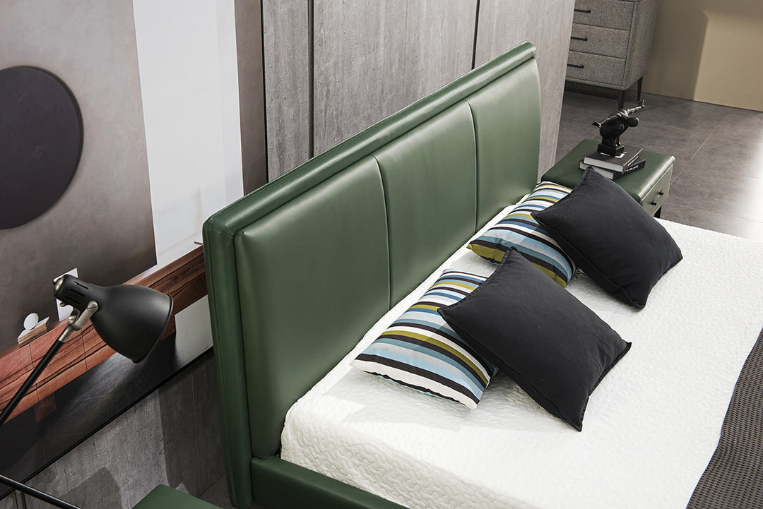 GC2005 Upholstered Bed