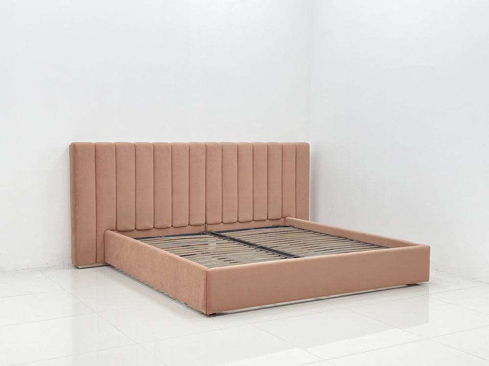 GC2009 Upholstered Bed