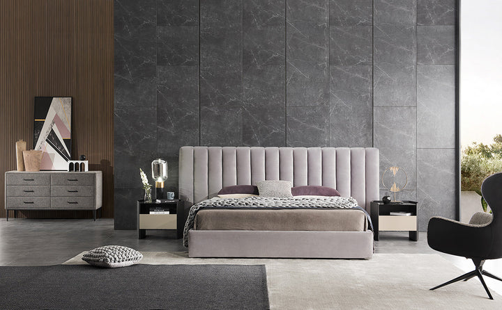 GC2009 Upholstered Bed