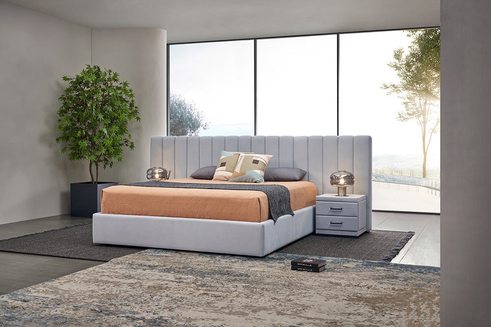 GC2009 Upholstered Bed