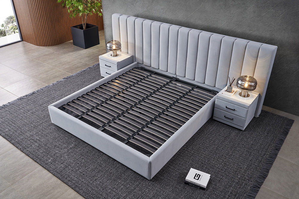 GC2009 Upholstered Bed