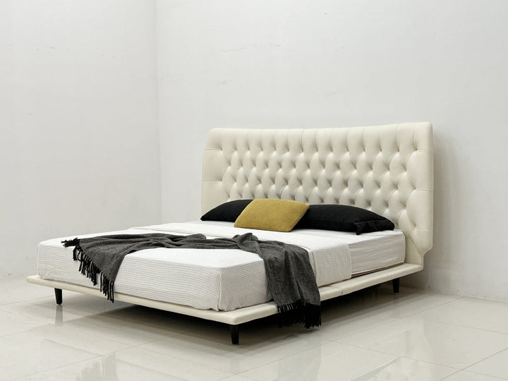 GC2012 Upholstered Bed