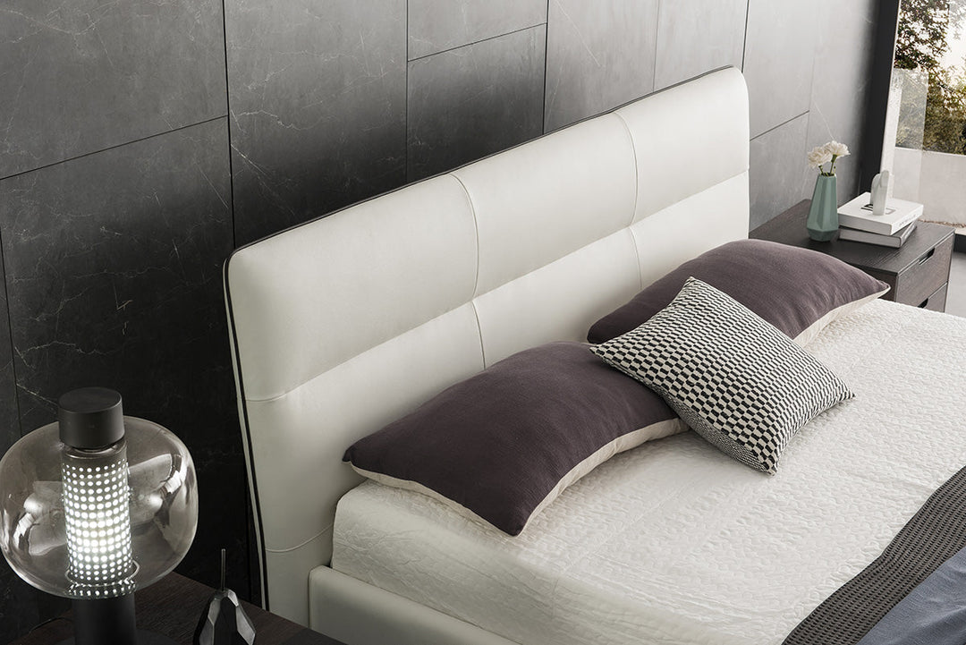 GC2030 Upholstered Bed