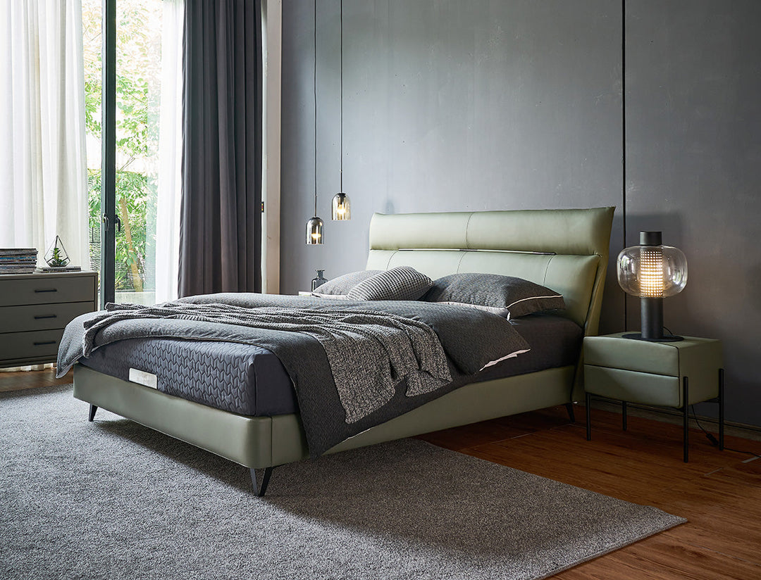 GC2117 Upholstered Bed
