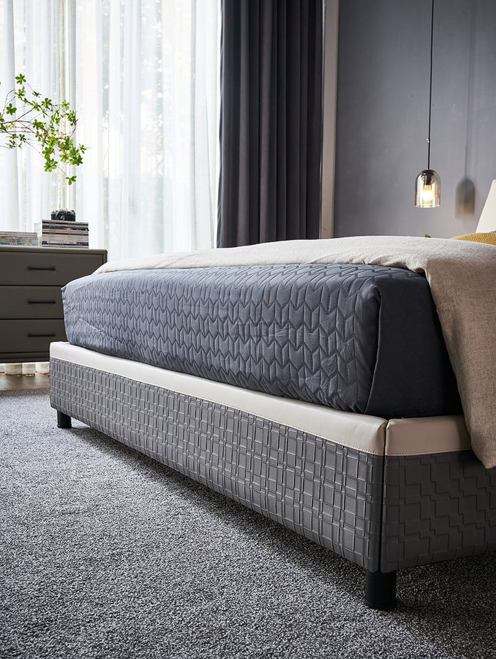GC2119 Upholstered Bed