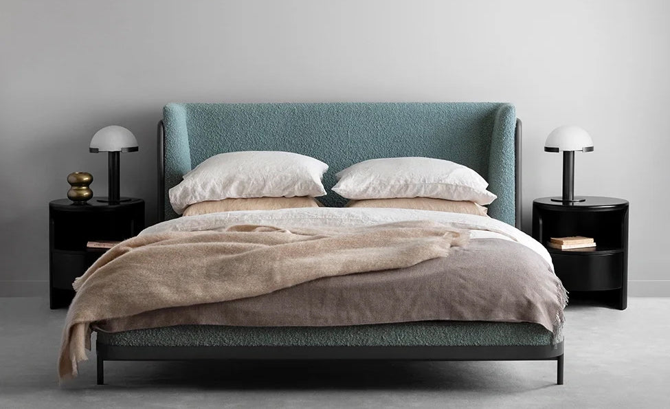 GC2123 Upholstered Bed