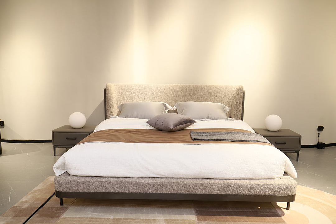 GC2123 Upholstered Bed