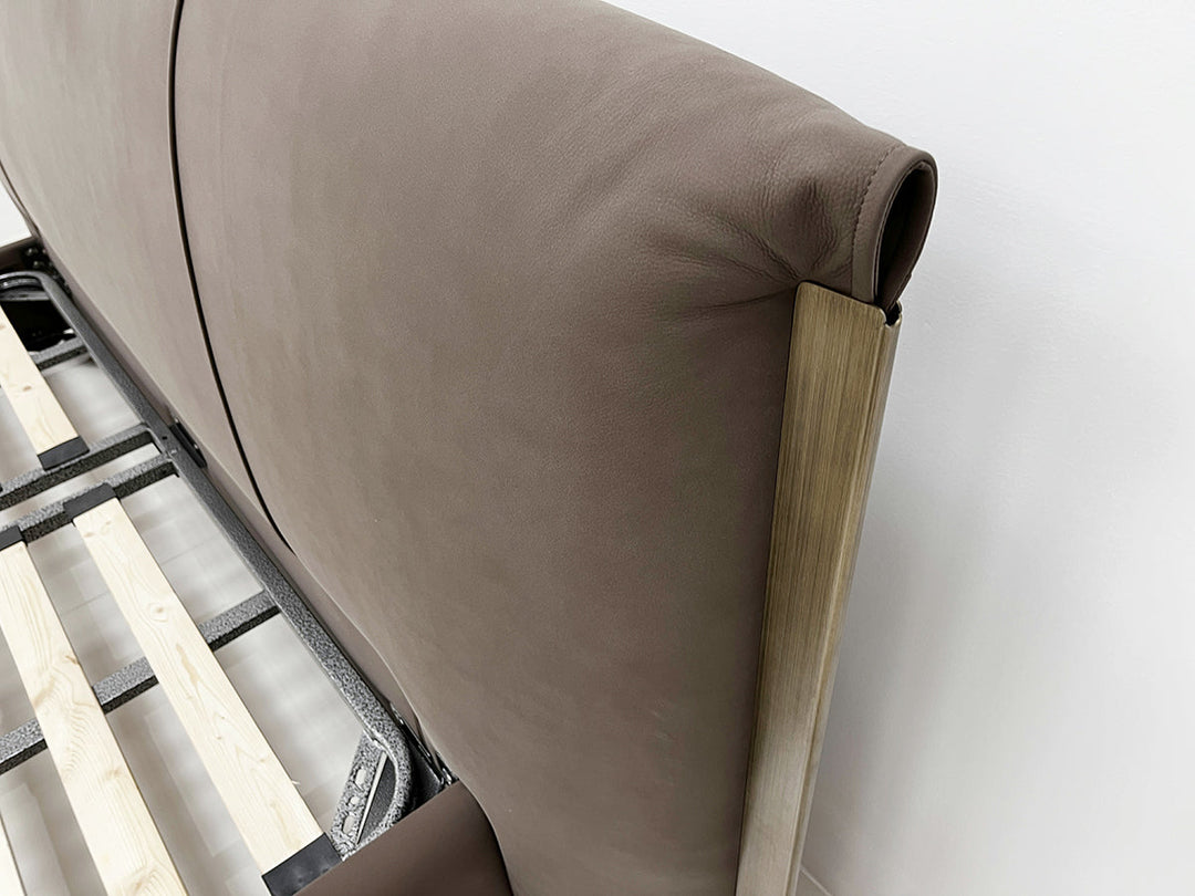 GC2201 Upholstered Bed