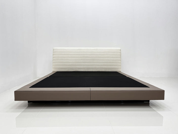GC2207 Upholstered Bed
