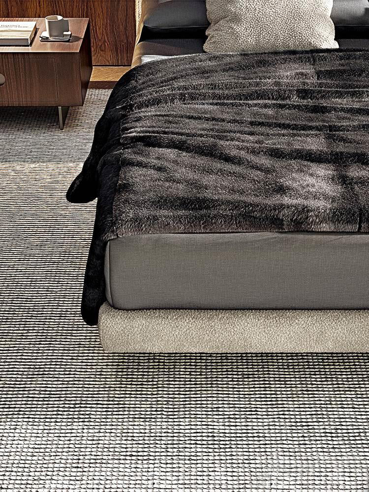 GC2207 Upholstered Bed