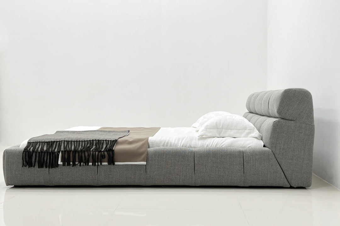 GC2216 Upholstered Bed