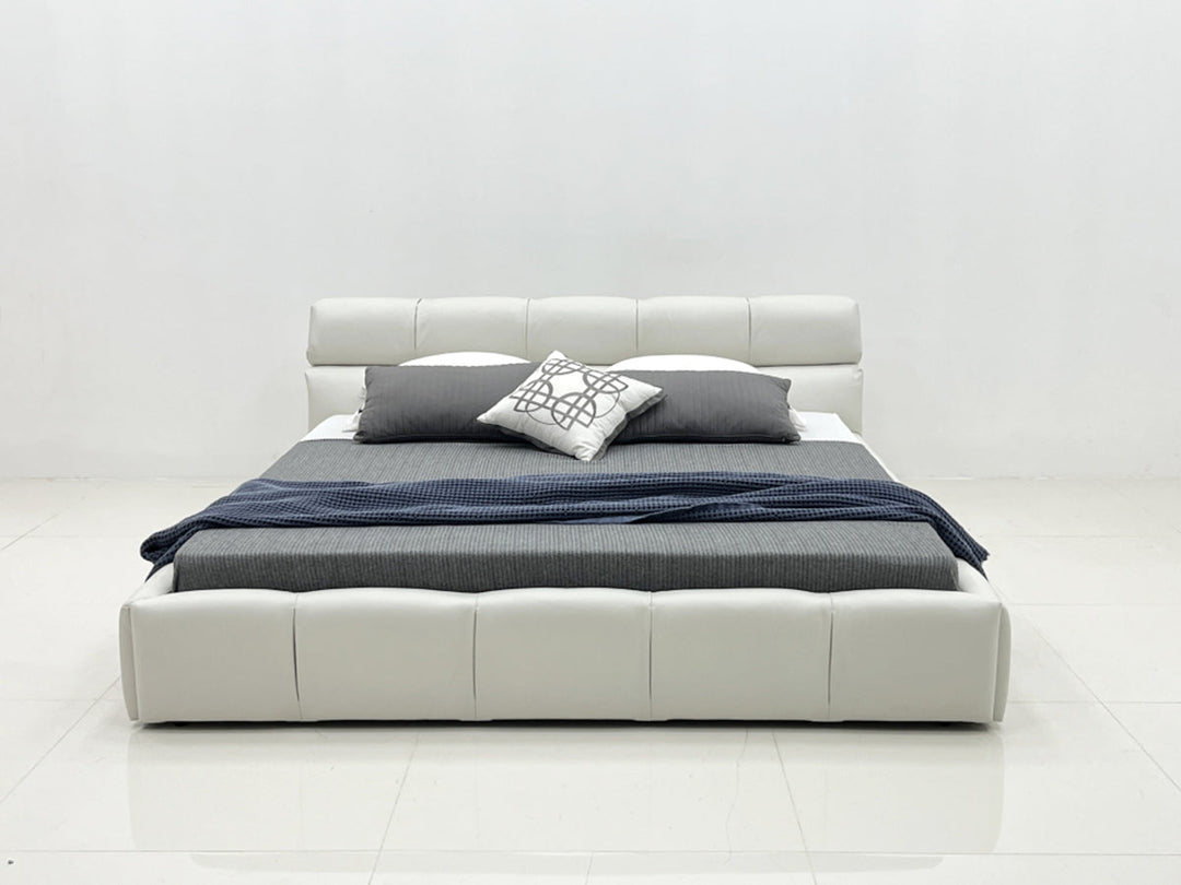 GC2216 Upholstered Bed