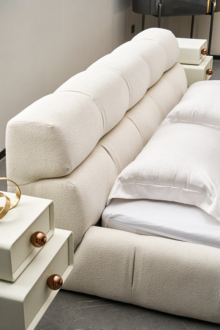 GC2216 Upholstered Bed