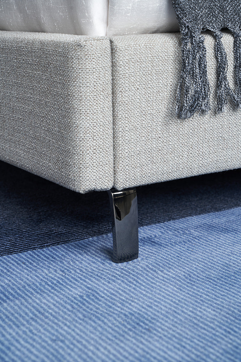 GC2220 Upholstered Bed