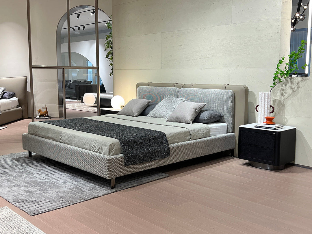 GC2220 Upholstered Bed