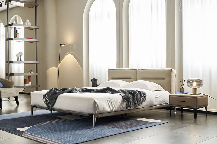 GC2222 Upholstered Bed