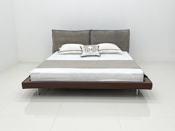 GC2225 Upholstered Bed